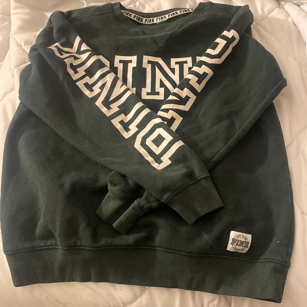 vs pink crewneck